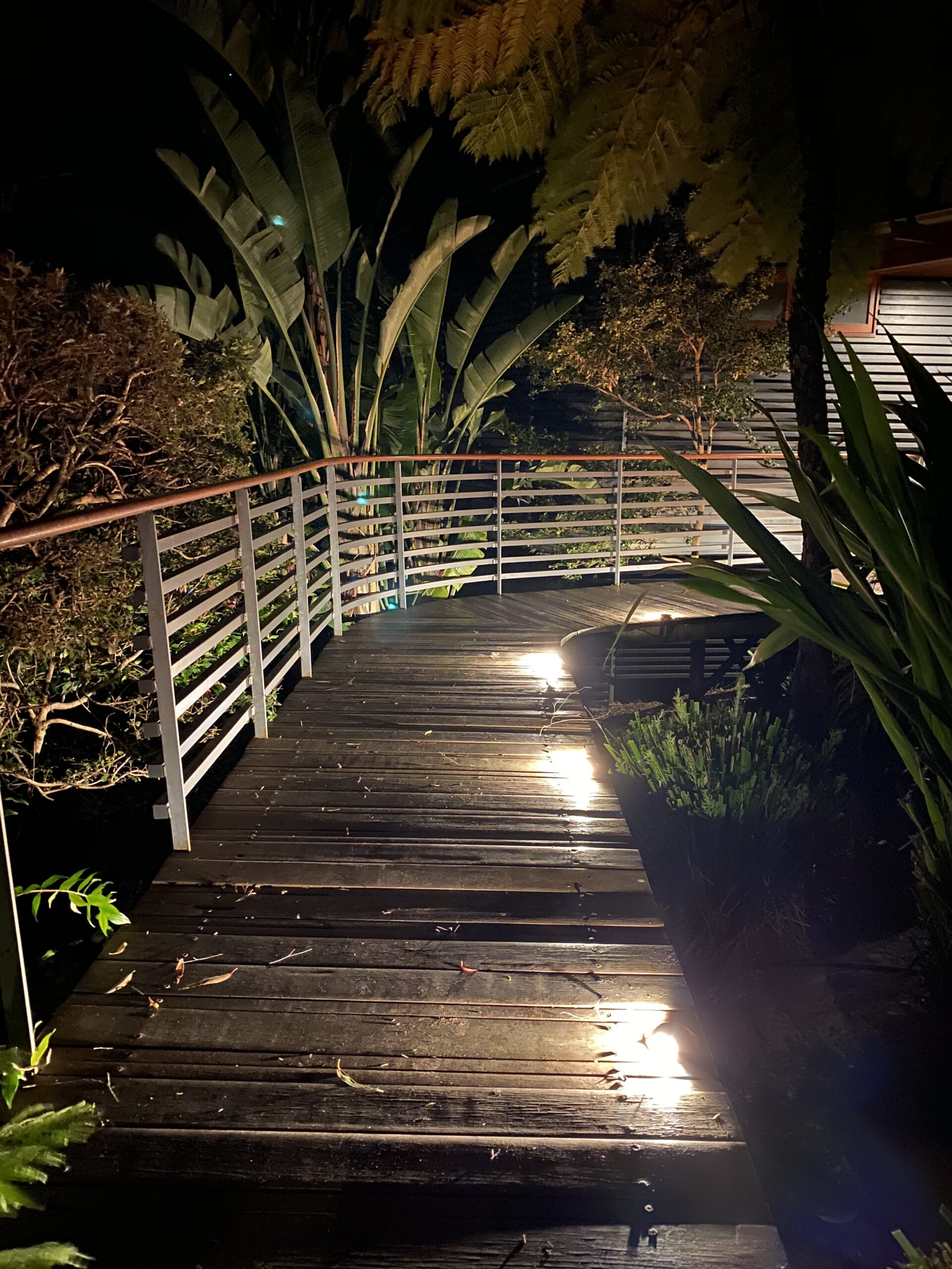 outdoor path lighting